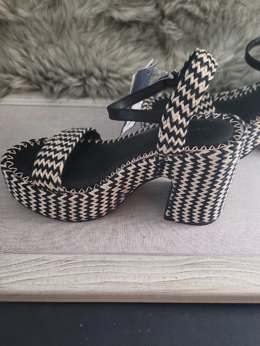 Universal Thread-Target Black and Cream Woven Platform Sandals